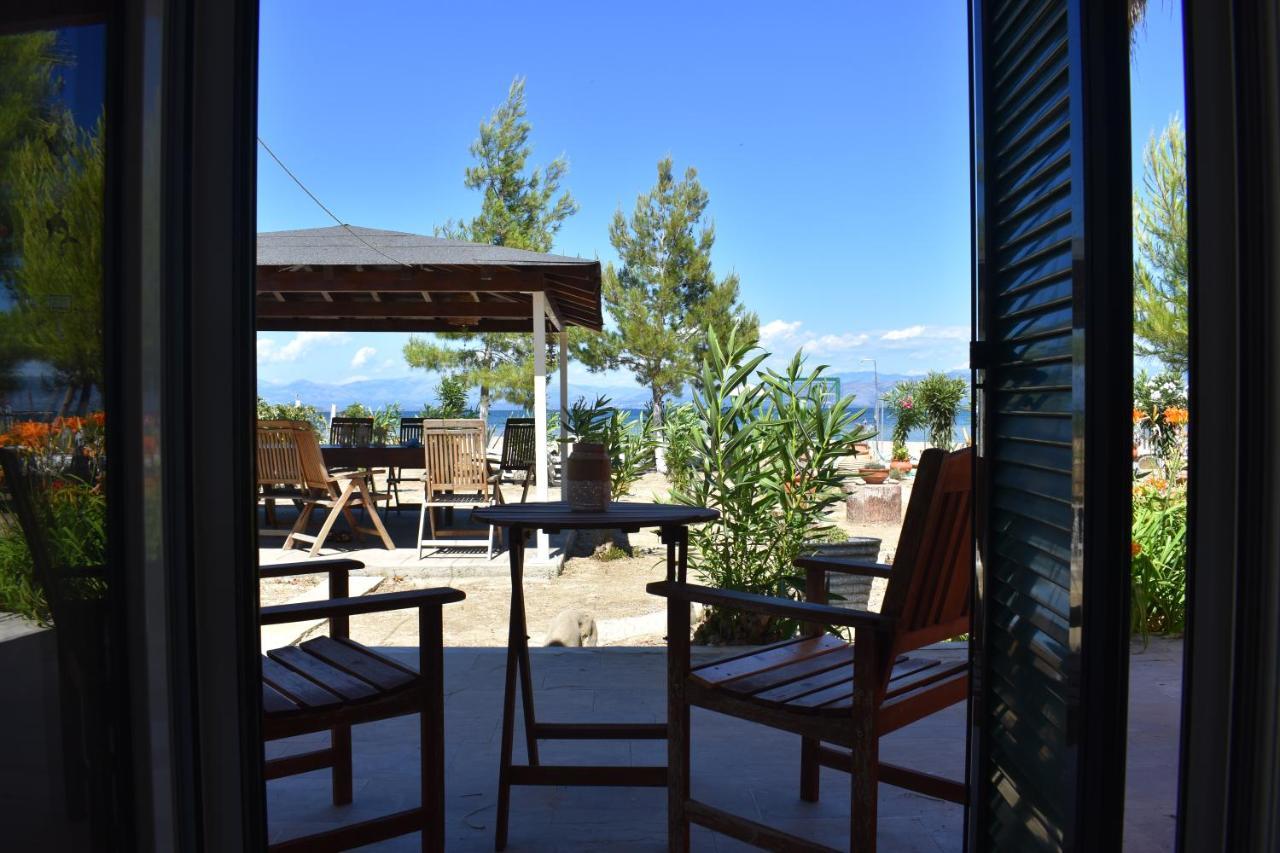 Bouka Beachfront Bungalows Agios Nikolaos  Екстер'єр фото