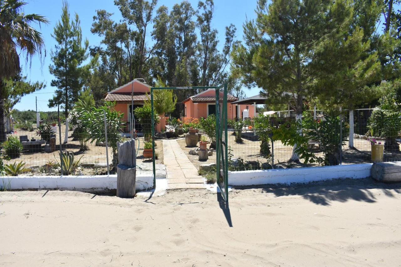 Bouka Beachfront Bungalows Agios Nikolaos  Екстер'єр фото